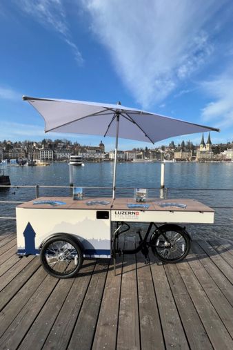 Informations-E-Bike am Vierwaldstättersee in Luzern